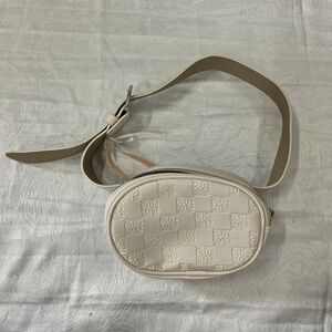 Steve Madden Bone Logo Belt Bag - Tags Attached (Read Description)